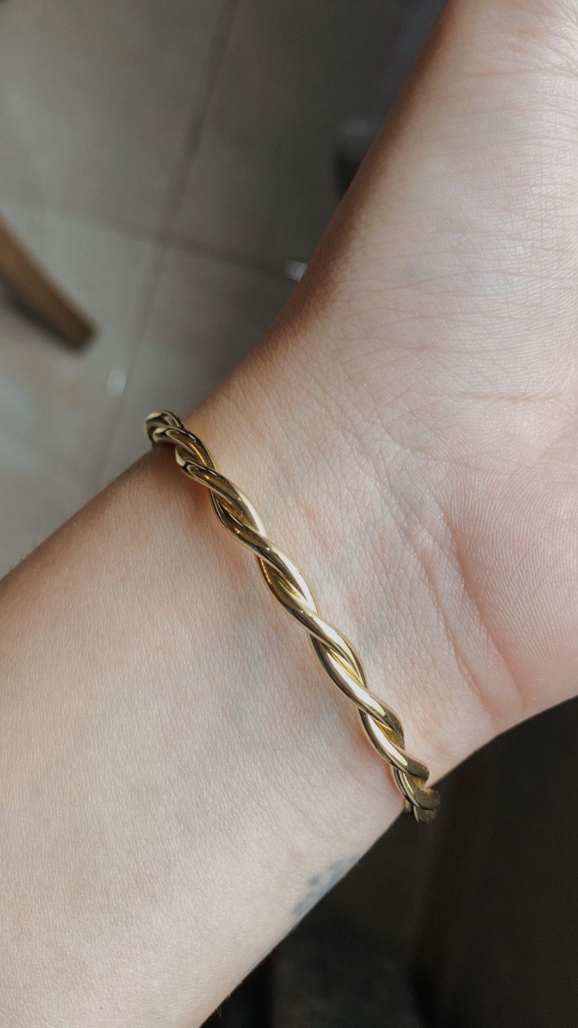 Pulsera trenzada