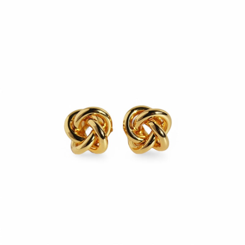 Aretes nudo