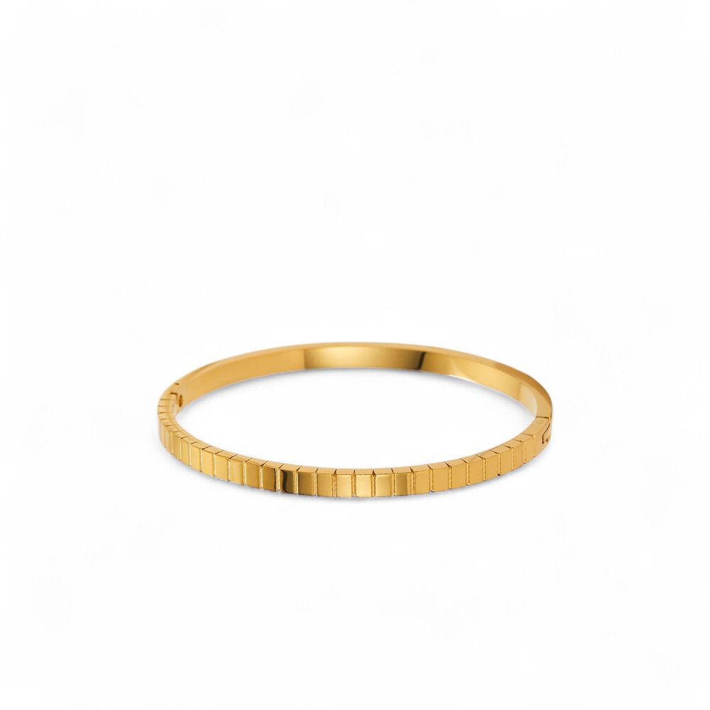 Pulsera plizada dorada